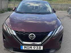 Röd Begagnad 2022 Nissan Qashqai SUV | 247 500 kr (Marknadspris)