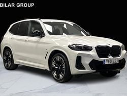Vit Begagnad 2024 BMW iX3 Impressive SUV | 599 000 kr (Marknadspris)