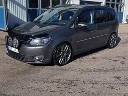 Grå Begagnad 2011 VW Touran Minibuss | 95 000 kr (Dyr)
