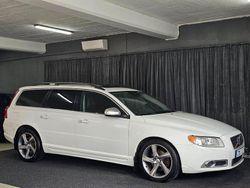 Vit Begagnad 2013 Volvo V70 Momentum Kombi | 114 900 kr (Lite dyr)