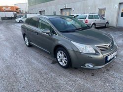 Grön Begagnad 2011 Toyota Avensis Business Edition Kombi | 35 900 kr (Superpris)