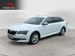 Vit Begagnad 2017 Skoda Superb Business Line Kombi | 129 900 kr (Lite dyr)