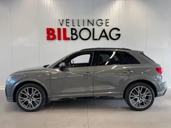 Grå Begagnad 2021 Audi Q3 S-Line SUV | 379 500 kr (Marknadspris)