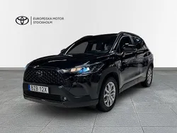 Svart Begagnad 2024 Toyota Corolla Cross Active SUV | 379 900 kr (Marknadspris)
