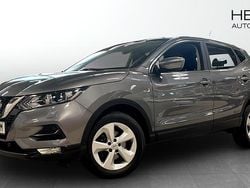 Svart Begagnad 2021 Nissan Qashqai Acenta SUV | 209 900 kr (Bra pris)