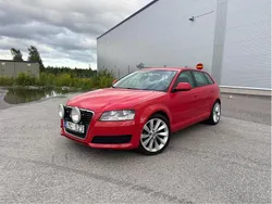 Röd Begagnad 2009 Audi A3 Sportback Attraction Halvkombi | 75 000 kr (Marknadspris)