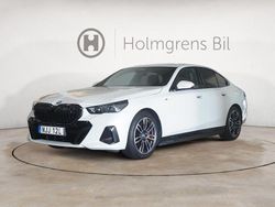 Vit Begagnad 2023 BMW i5 M Sport Sedan | 639 900 kr