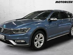 Blå Begagnad 2017 VW Passat Alltrack Kombi | 195 000 kr (Marknadspris)