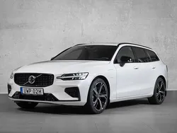 Vit Begagnad 2025 Volvo V60 Ultra Kombi | 629 000 kr
