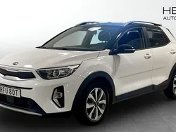 Vit (white) Begagnad 2021 Kia Stonic Advance SUV | 169 000 kr (Marknadspris)