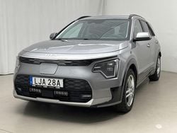 Grå Begagnad 2023 Kia e-Niro Advance SUV | 225 000 kr (Bra pris)