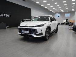 Vit Ny 2024 MG HS Luxury SUV | 439 990 kr (Marknadspris)