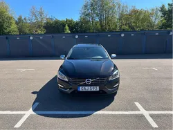 Begagnad 2015 Volvo V60 Kombi | 140 000 kr