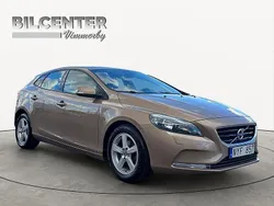 Brun Begagnad 2013 Volvo V40 Kombi | 104 500 kr (Marknadspris)