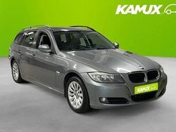 Silver/grå Begagnad 2009 BMW 320 Kombi | 69 800 kr (Marknadspris)