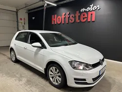 Vit Begagnad 2014 VW Golf VII Halvkombi | 89 900 kr (Marknadspris)