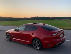 Röd Begagnad 2018 Kia Stinger Sedan | 279 000 kr (Bra pris)