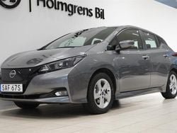 Grå/silver Begagnad 2023 Nissan Leaf N-Connecta Halvkombi | 214 800 kr (Bra pris)