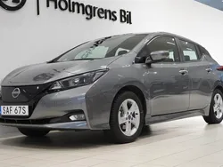 Grå/silver Begagnad 2023 Nissan Leaf N-Connecta Halvkombi | 208 800 kr (Superpris)