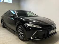 Svart Begagnad 2022 Toyota Camry Hybrid Executive Sedan | 369 900 kr (Lite dyr)