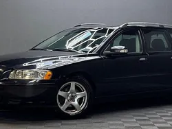 Svart Begagnad 2008 Volvo V70 Standard Kombi | 59 900 kr (Marknadspris)