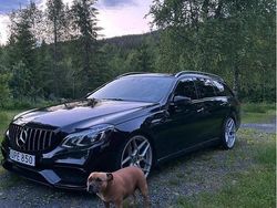 Svart Begagnad 2015 Mercedes E220 Avantgarde Kombi | 195 000 kr (Dyr)