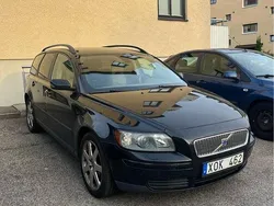 Svart Begagnad 2006 Volvo V50 Kombi | 22 000 kr (Dyr)