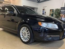 Svart Begagnad 2009 Volvo V70 Summum Kombi | 109 900 kr (Lite dyr)