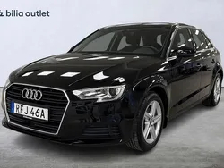 Svart Begagnad 2019 Audi A3 Sportback Proline Halvkombi | 199 900 kr (Marknadspris)