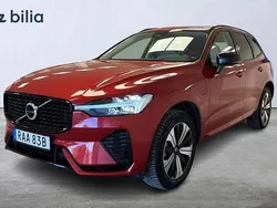 Röd Begagnad 2022 Volvo XC60 Plus SUV | 494 900 kr (Marknadspris)