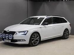 Vit Begagnad 2018 Skoda Superb Business Line Kombi | 199 000 kr (Marknadspris)