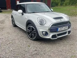 Silver Begagnad 2017 Mini Cooper SD Halvkombi | 205 000 kr