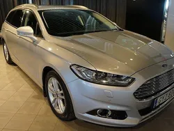 Grå Begagnad 2016 Ford Mondeo Business Edition Kombi | 129 000 kr (Marknadspris)