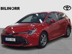 Röd Begagnad 2019 Toyota Corolla Style Kombi | 206 900 kr (Marknadspris)