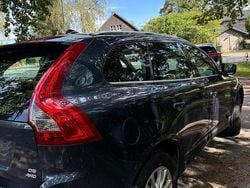 Blå Begagnad 2010 Volvo XC60 Summum SUV | 92 000 kr (Superpris)