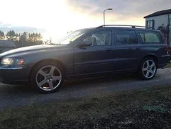 Grå Begagnad 2005 Volvo V70 Summum Kombi | 30 000 kr (Superpris)