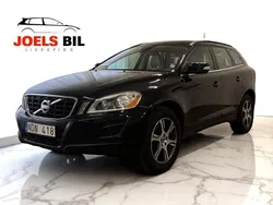 Svart Begagnad 2012 Volvo XC60 Momentum SUV | 124 900 kr (Marknadspris)