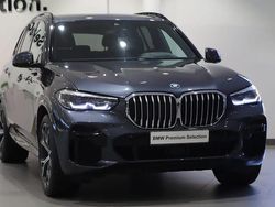 Grå Begagnad 2022 BMW X5 M Sport SUV | 589 000 kr