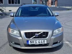 Brun Begagnad 2008 Volvo V70 Momentum Kombi | 32 000 kr (Bra pris)