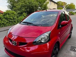 Röd Begagnad 2007 Toyota Aygo Halvkombi | 65 000 kr (Lite dyr)