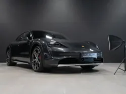 Mörkgrå (volcano grey metallic) Begagnad 2021 Porsche Taycan 4S Cross Turismo Sedan | 999 000 kr