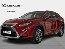Röd Begagnad 2017 Lexus RX450h Executive Line SUV | 339 900 kr (Marknadspris)