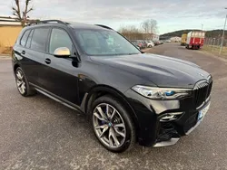 Svart Begagnad 2021 BMW X7 M Sport SUV | 649 000 kr