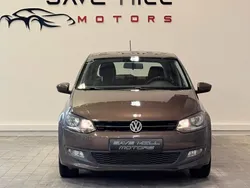 Brun Begagnad 2014 VW Polo Halvkombi | 79 900 kr (Marknadspris)