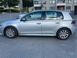 Silver Begagnad 2010 VW Golf VI Halvkombi | 60 000 kr (Marknadspris)