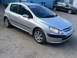 Grå Begagnad 2003 Peugeot 307 Halvkombi | 8 000 kr (Bra pris)