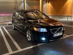 Svart Begagnad 2010 Volvo V50 R-Design Kombi | 55 000 kr (Marknadspris)