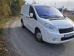 Vit Begagnad 2016 Peugeot Expert Van | 65 000 kr