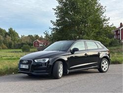 Svart Begagnad 2014 Audi A3 Sportback Attraction Halvkombi | 95 000 kr (Marknadspris)