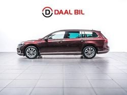 Mörkröd Begagnad 2018 VW Passat Business Kombi | 169 700 kr (Bra pris)